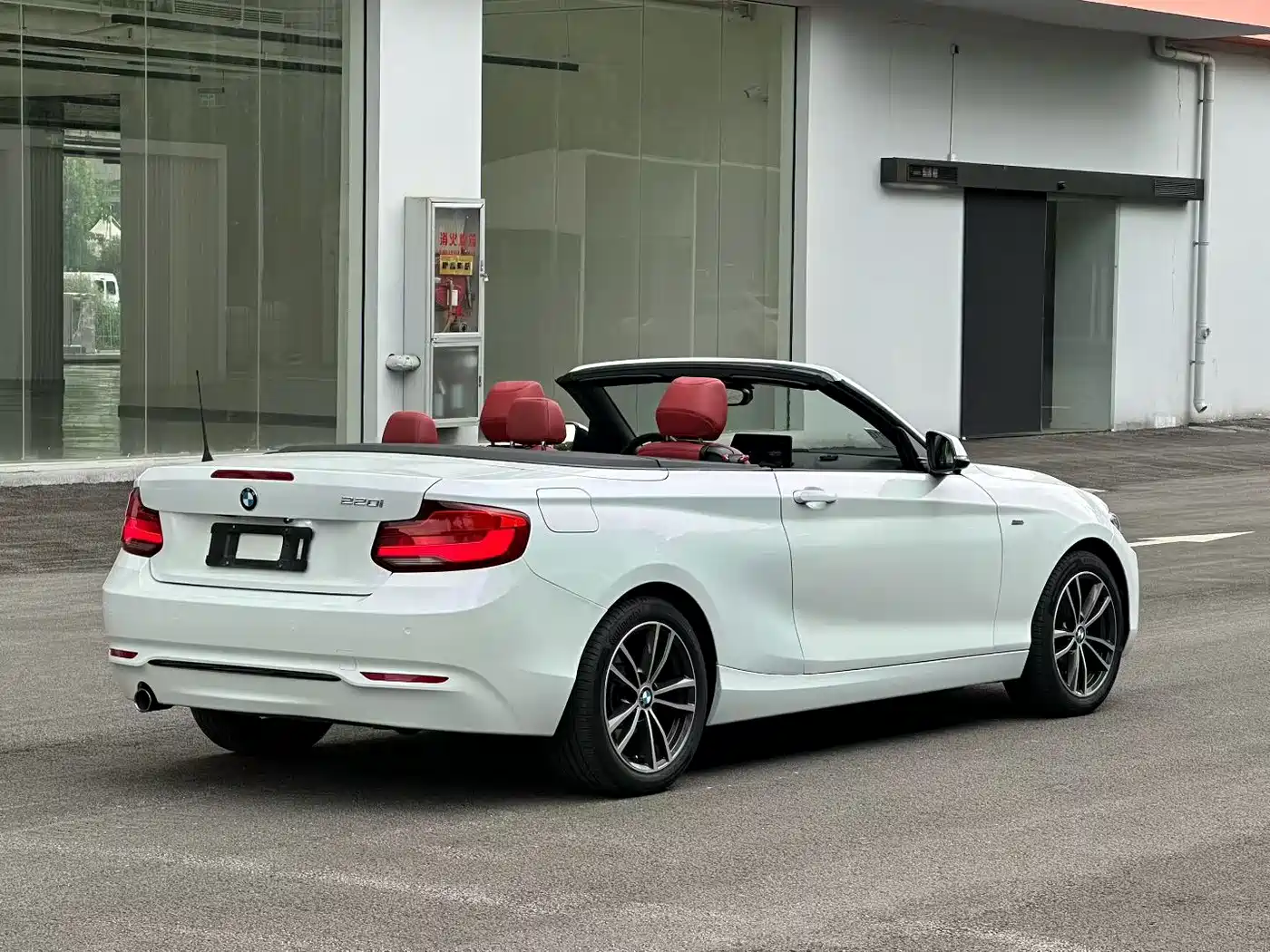 BMW 2 Series (Import) 2018 220i Convertible Coupe Sport Design Package фото 8