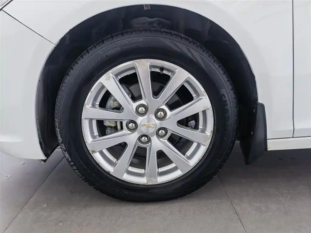 Chevrolet Malibu 2013 2.4L Automatic Luxury Edition фото 17