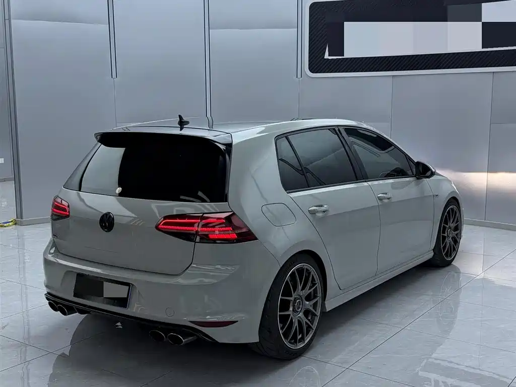 Volkswagen Golf (Import) 2015 2.0TSI R фото 6