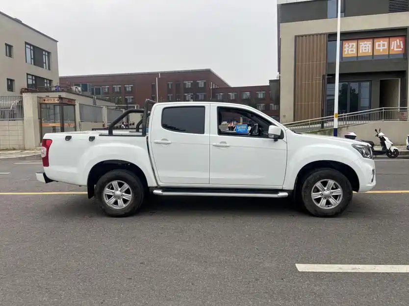 Isuzu Ruimai 2023 2022 2.8T Classic Diesel 2WD Comfort Standard Wheelbase JE493ZLQ6E