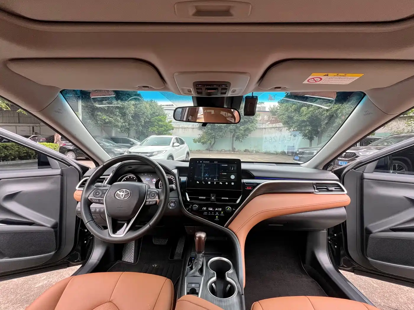 Toyota Camry 2021 2.0G Luxury Edition фото 5