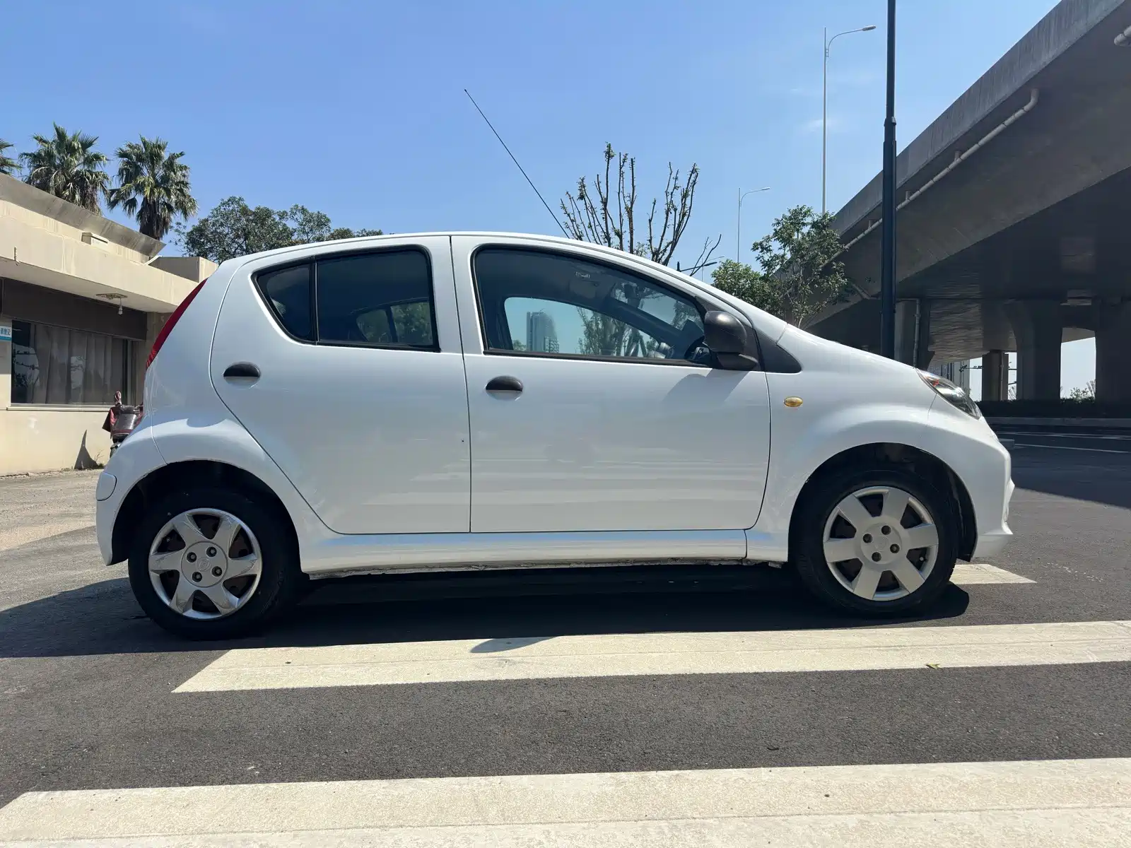 Фото 4 - BYD F0