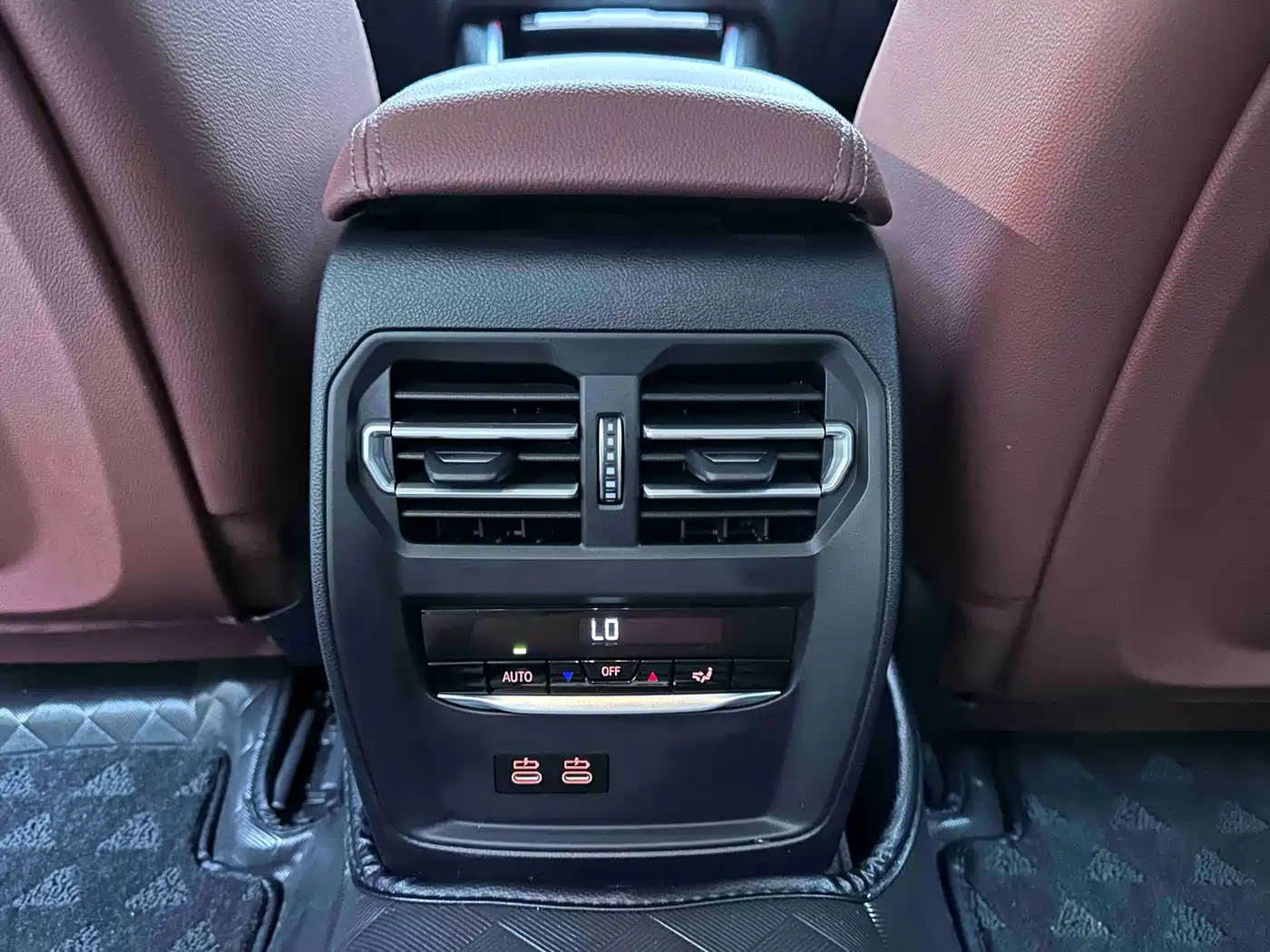 BMW 3 Series 2023 320Li M Sport Package фото 19