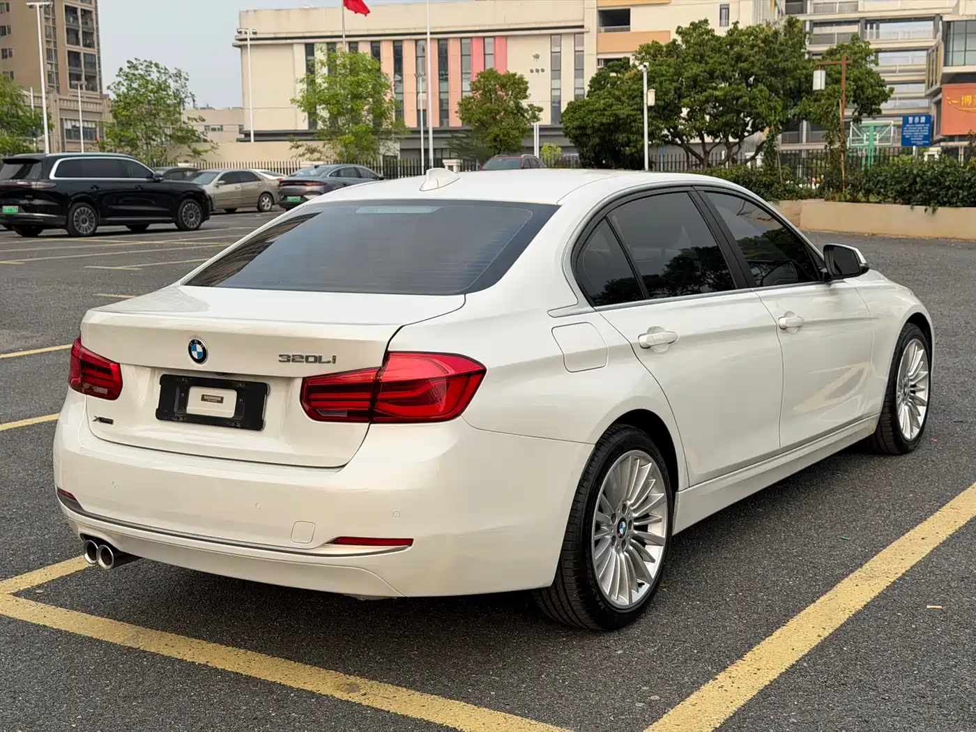 BMW 3 Series 2018 320Li xDrive Fashion Style фото 8
