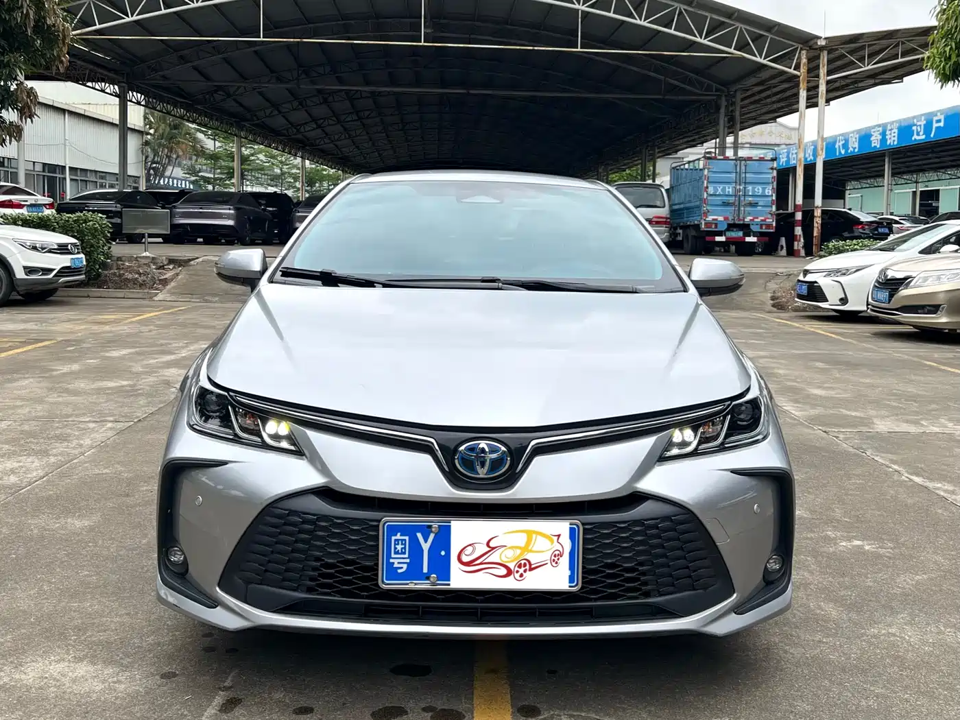 Toyota Corolla 2023 1.8L Smart Hybrid Dual Engine Pioneer Edition фото 2