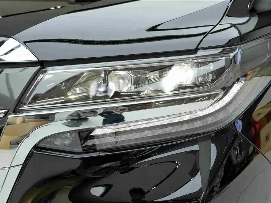 Toyota Alphard 2021 Hybrid 2.5L Premium фото 22