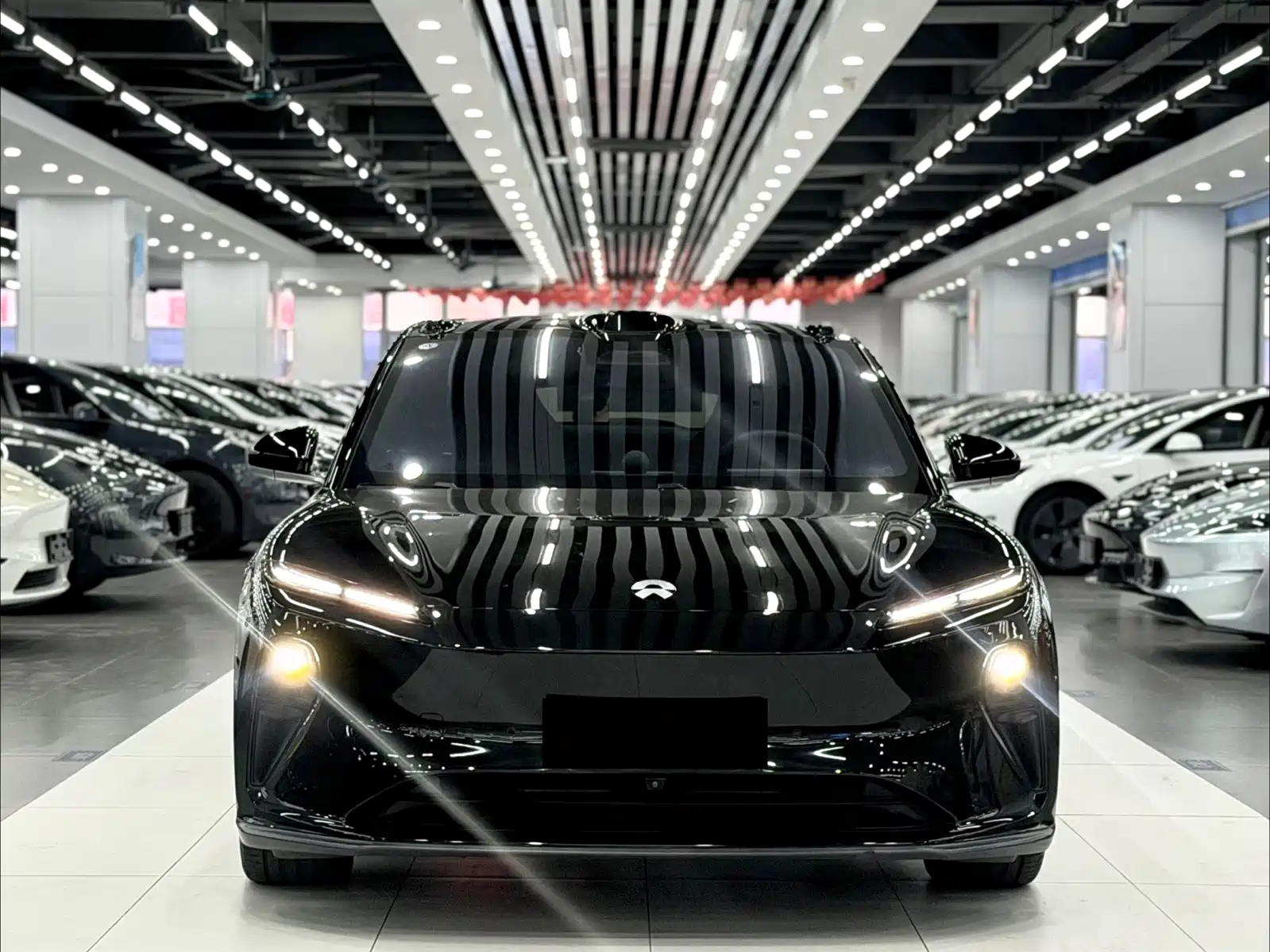 Фото 2 - NIO ET5T