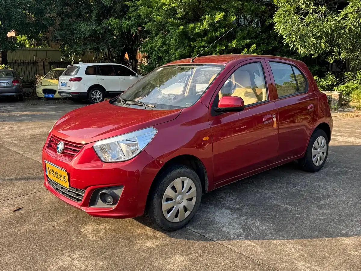 Venucia R30 2016 2016 1.2L Manual Premium Edition