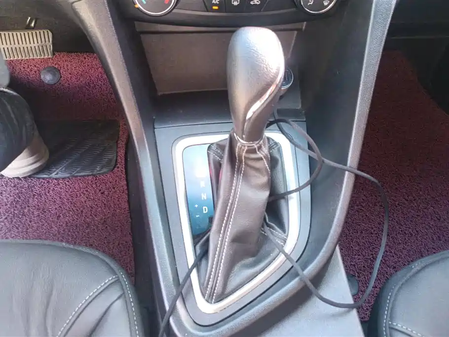 Buick Excelle 2018 18T Automatic Elite фото 16