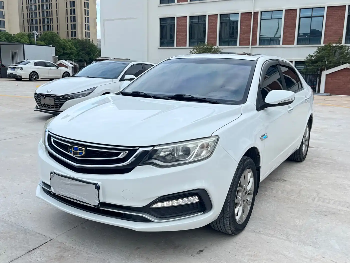 Фото 1 - Geely Vision