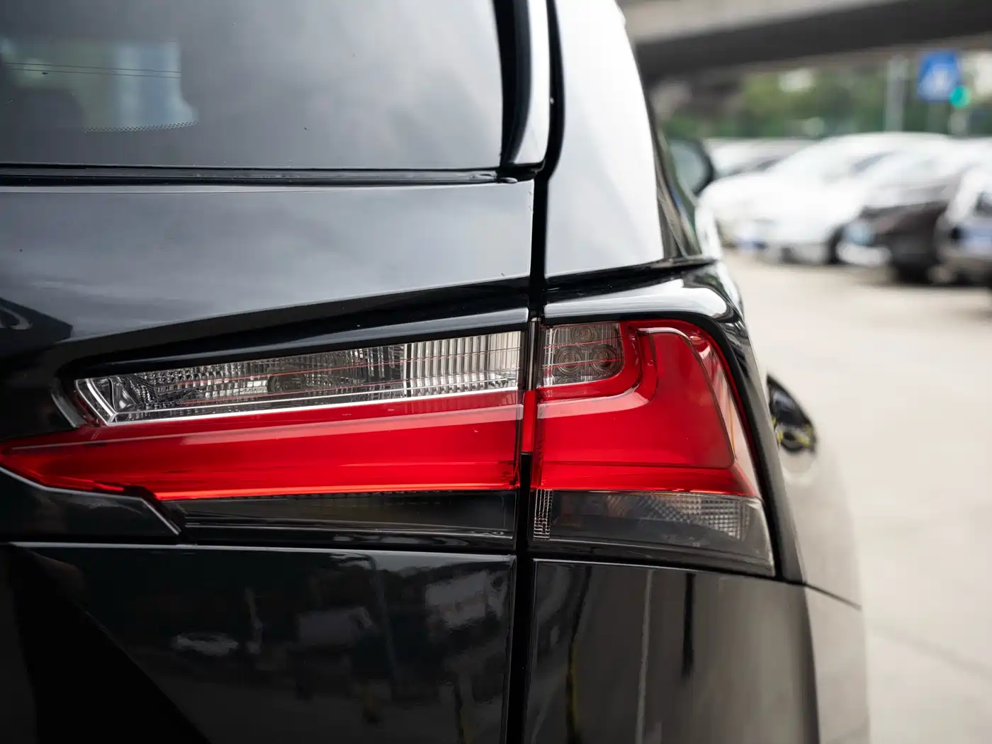 Lexus NX 2015 200t AWD F Sport фото 6