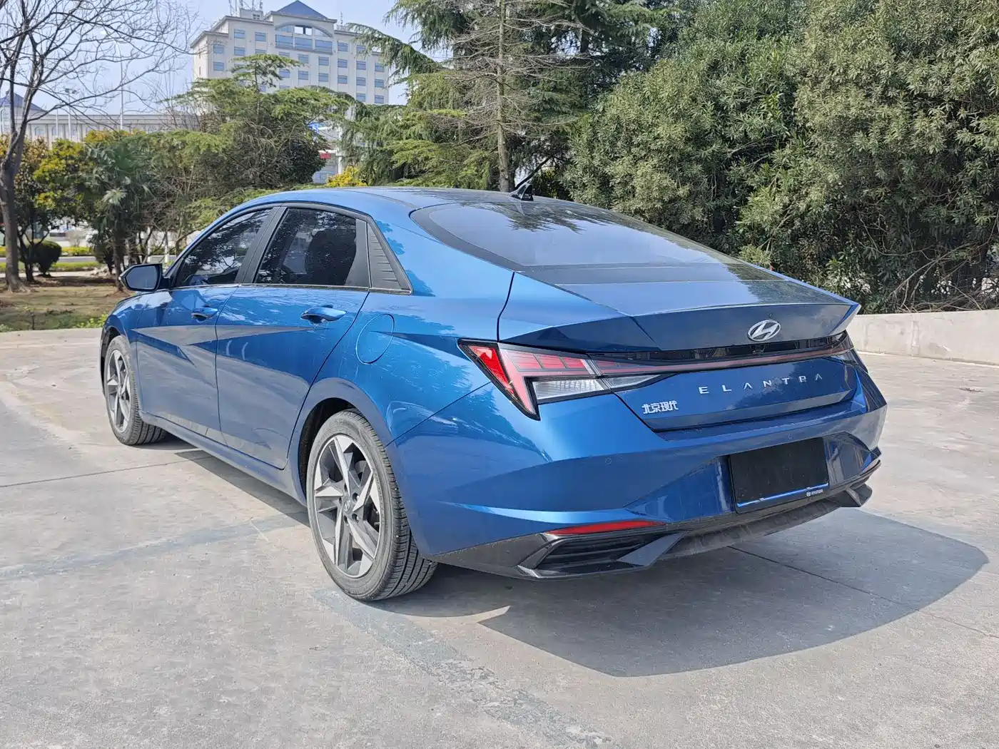 Hyundai Elantra 2022 1.5L CVT GLX Elite Edition фото 13