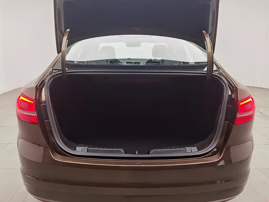 Ford Escort 2015 2015 1.5L Automatic Fashion