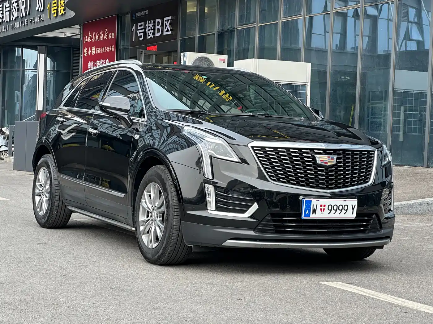 Cadillac XT5 2020 Facelift 28T Luxury Model фото 3