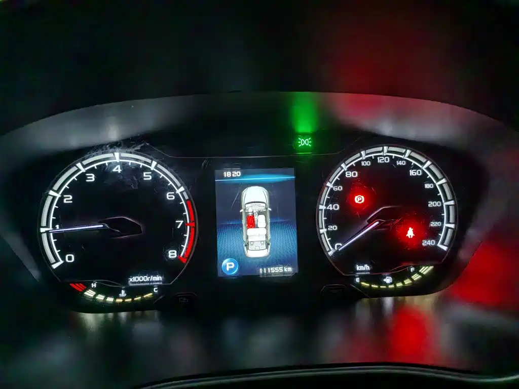 Фото 12 - Geely Binrui