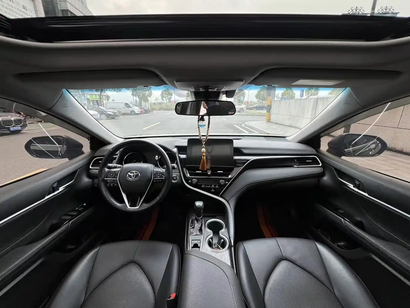 Toyota Camry 2023 2.0G Luxury Edition фото 9