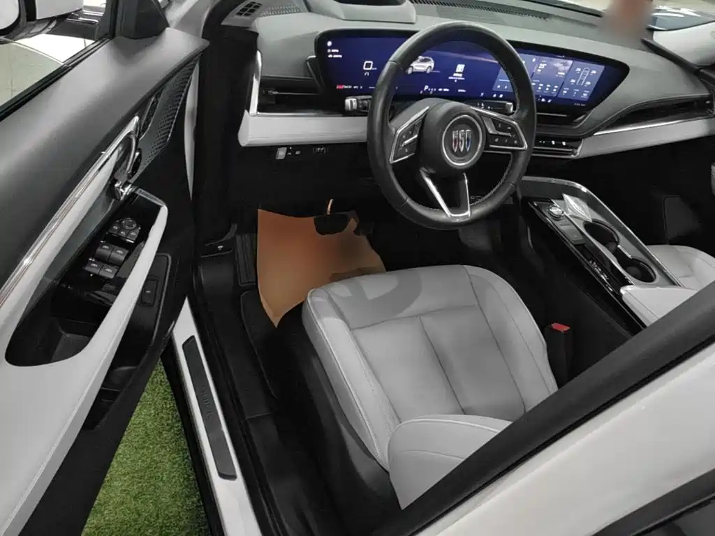 Buick E5 2023 2023 Premium Standard Range Edition