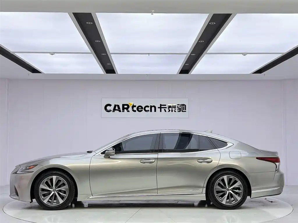 Lexus LS 2020 500h Excellence (China VI) фото 2