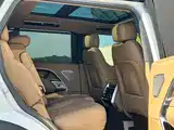 Photo 12 - Land Rover Range Rover