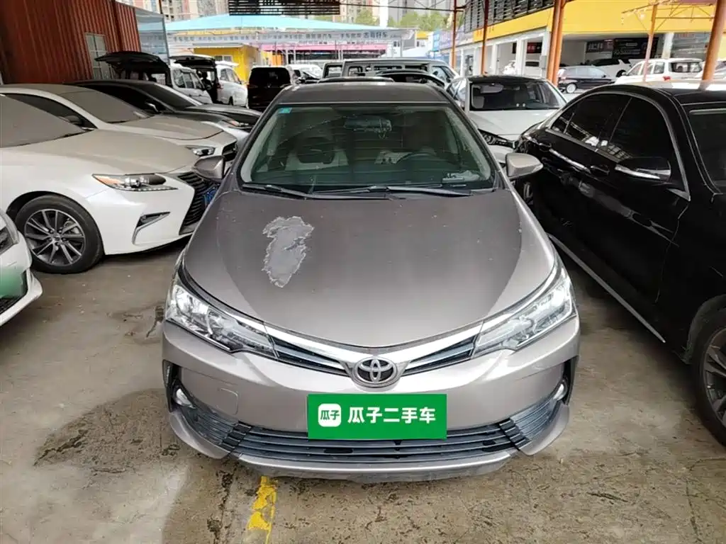 Toyota Corolla 2017 Facelift 1.2T S-CVT GL фото 3