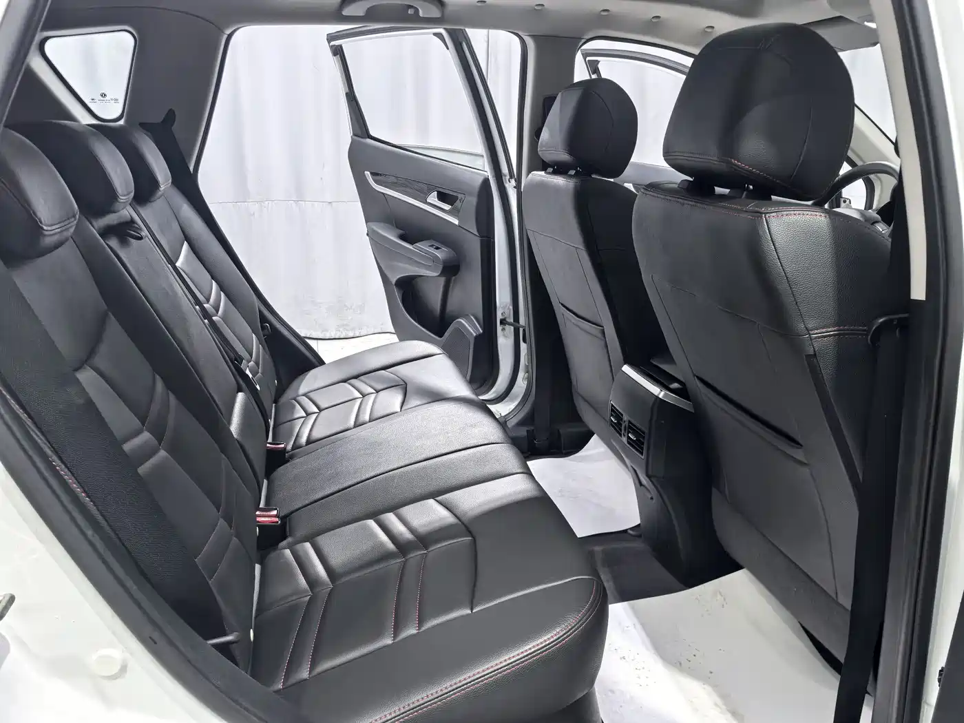 Dongfeng Aeolus Dongfeng Fengshen AX7 2016 2016 2.0L Automatic Smart Comfort