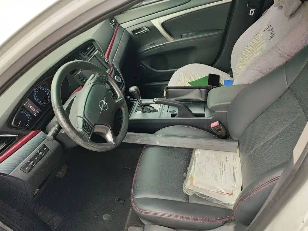 Haima M6 2016 2015 1.5T CVT Sport Intelligent