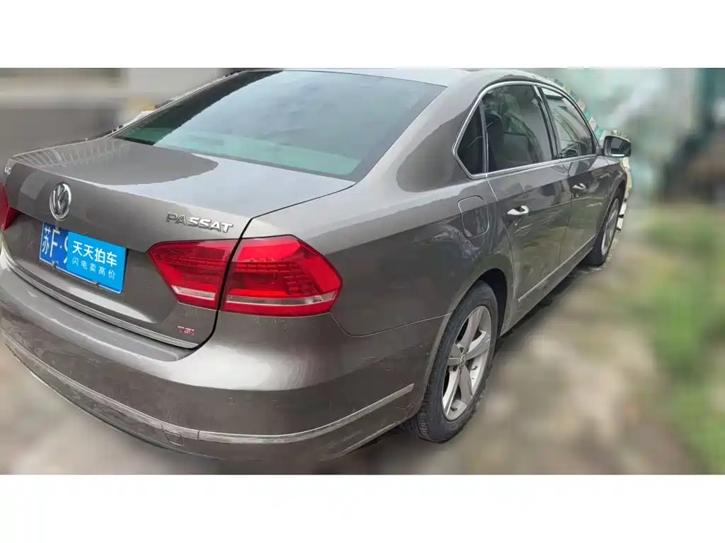 Фото 2 - Volkswagen Passat