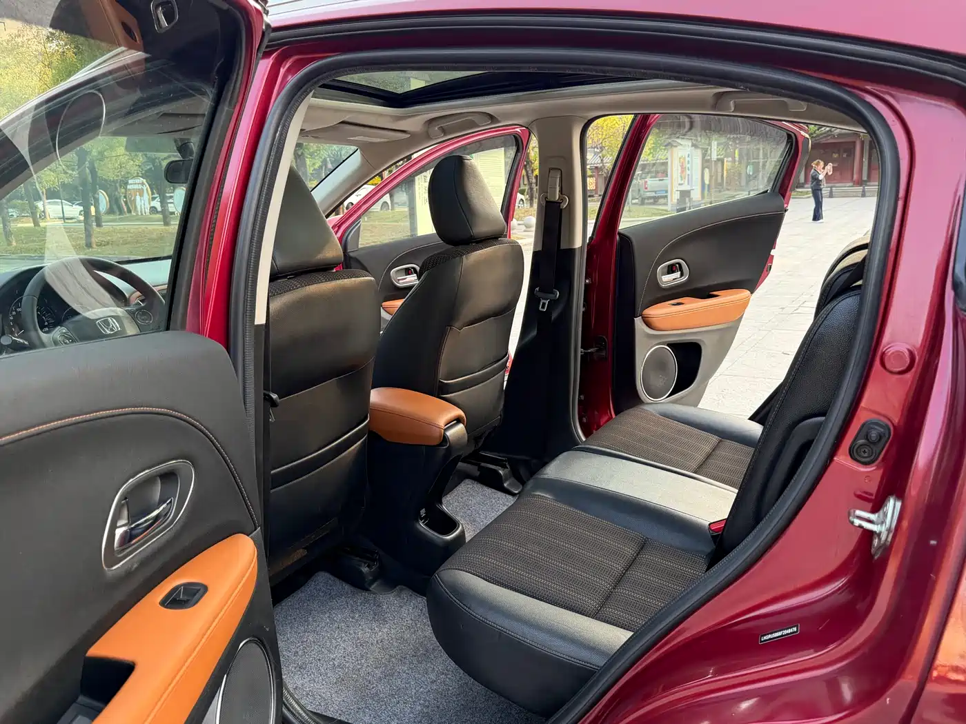 Photo 13 - Honda Vezel