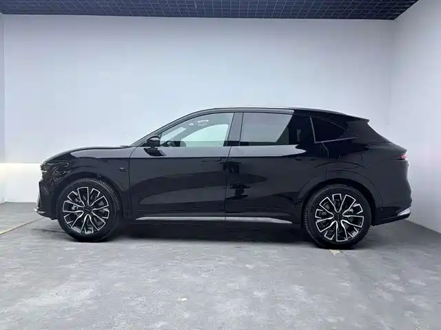 2026 ZEEKR 7X
