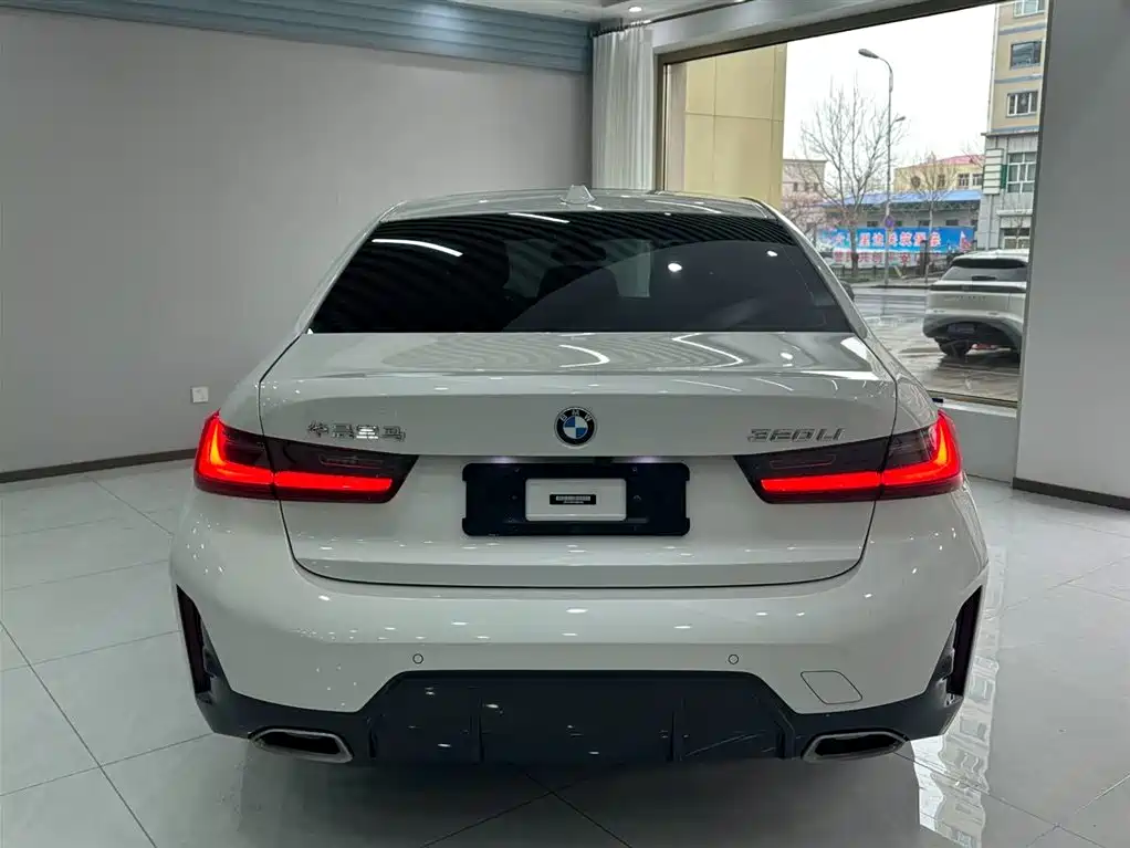 BMW 3 Series 2023 320Li M Sport Package фото 5
