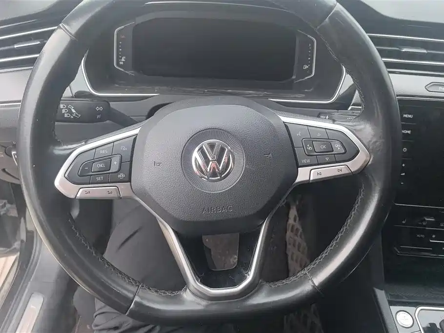 Volkswagen Magotan 2020 330TSI DSG Leading фото 15