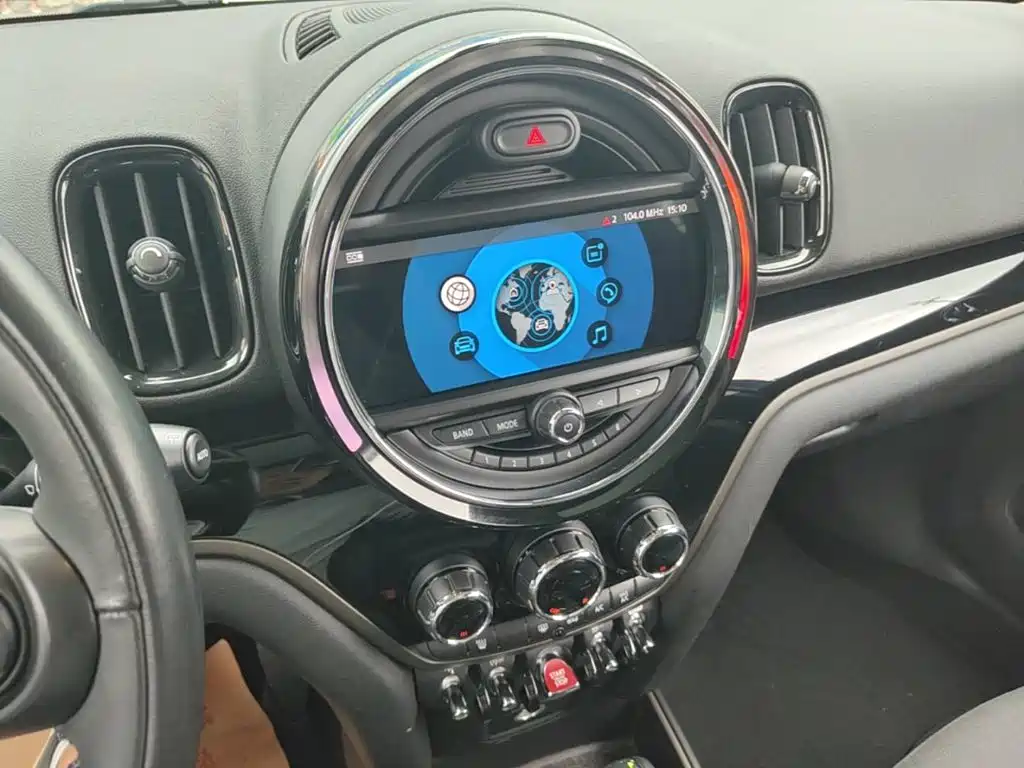 Фото 13 - MINI COUNTRYMAN