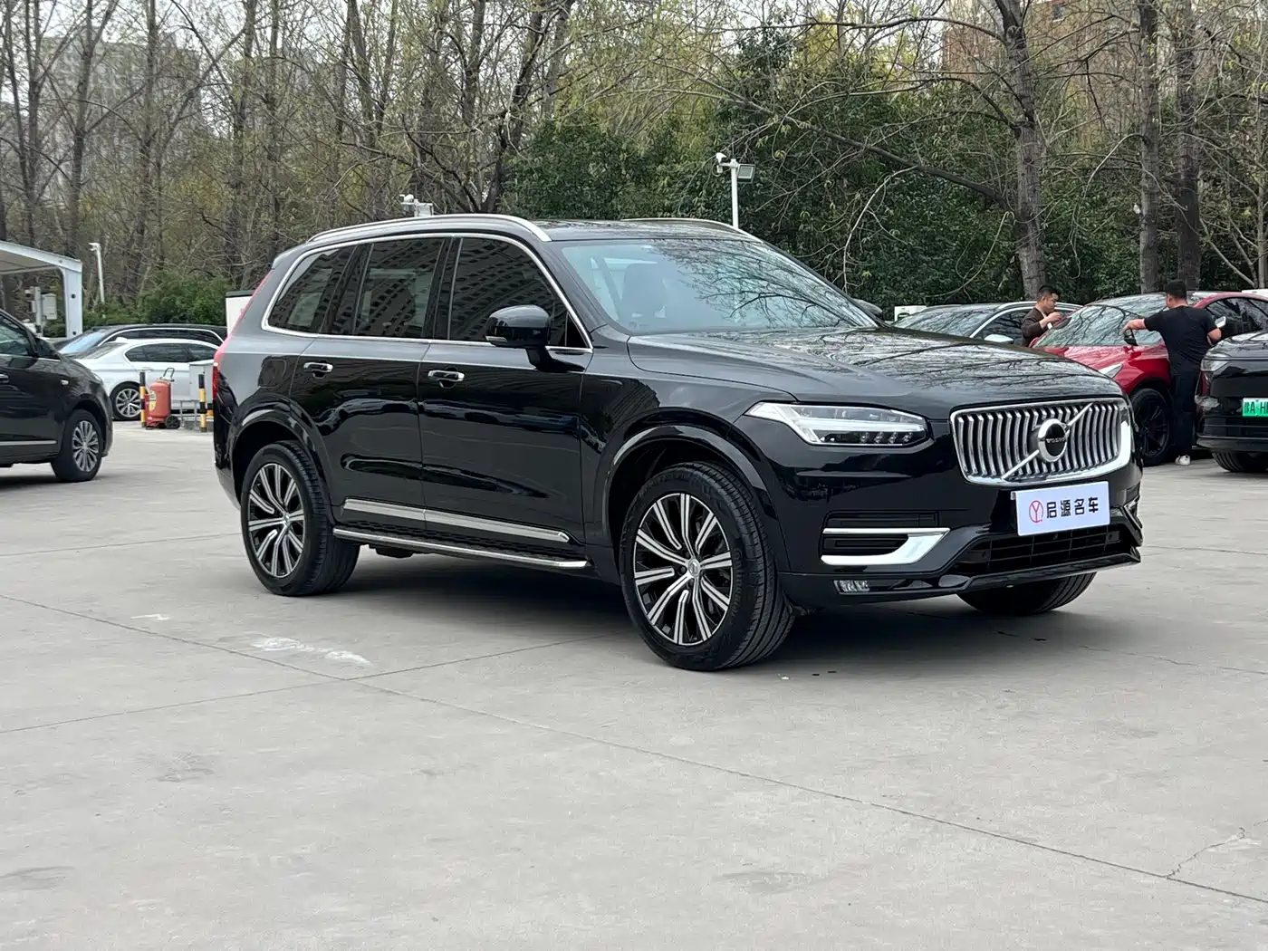 VOLVO XC90