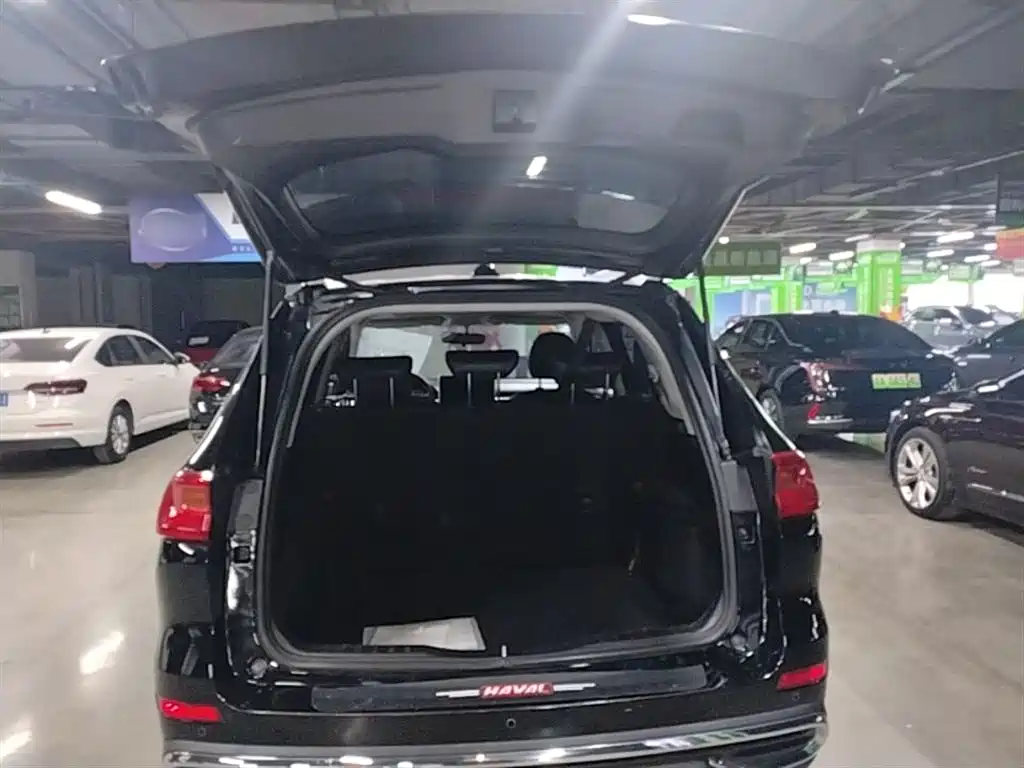 Haval M6 2023 PLUS 1.5T DCT Luxury Smart Connect фото 19