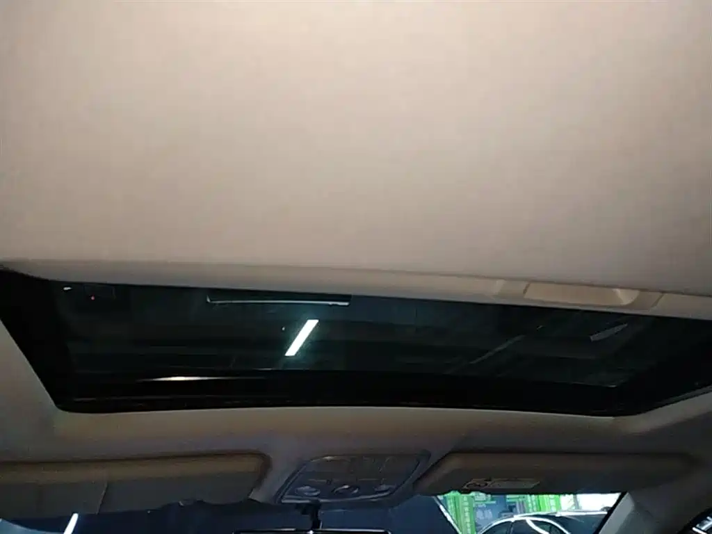 Haval M6 2023 PLUS 1.5T DCT Luxury Smart Connect фото 18
