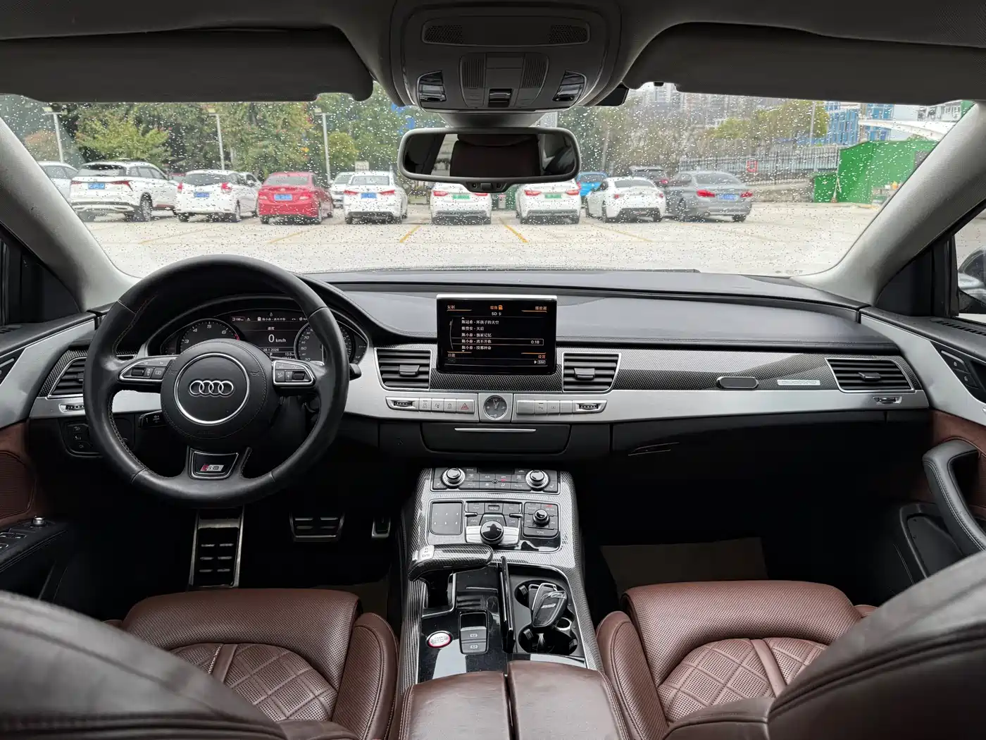 Audi S8 2013 S8 4.0TFSI quattro фото 8