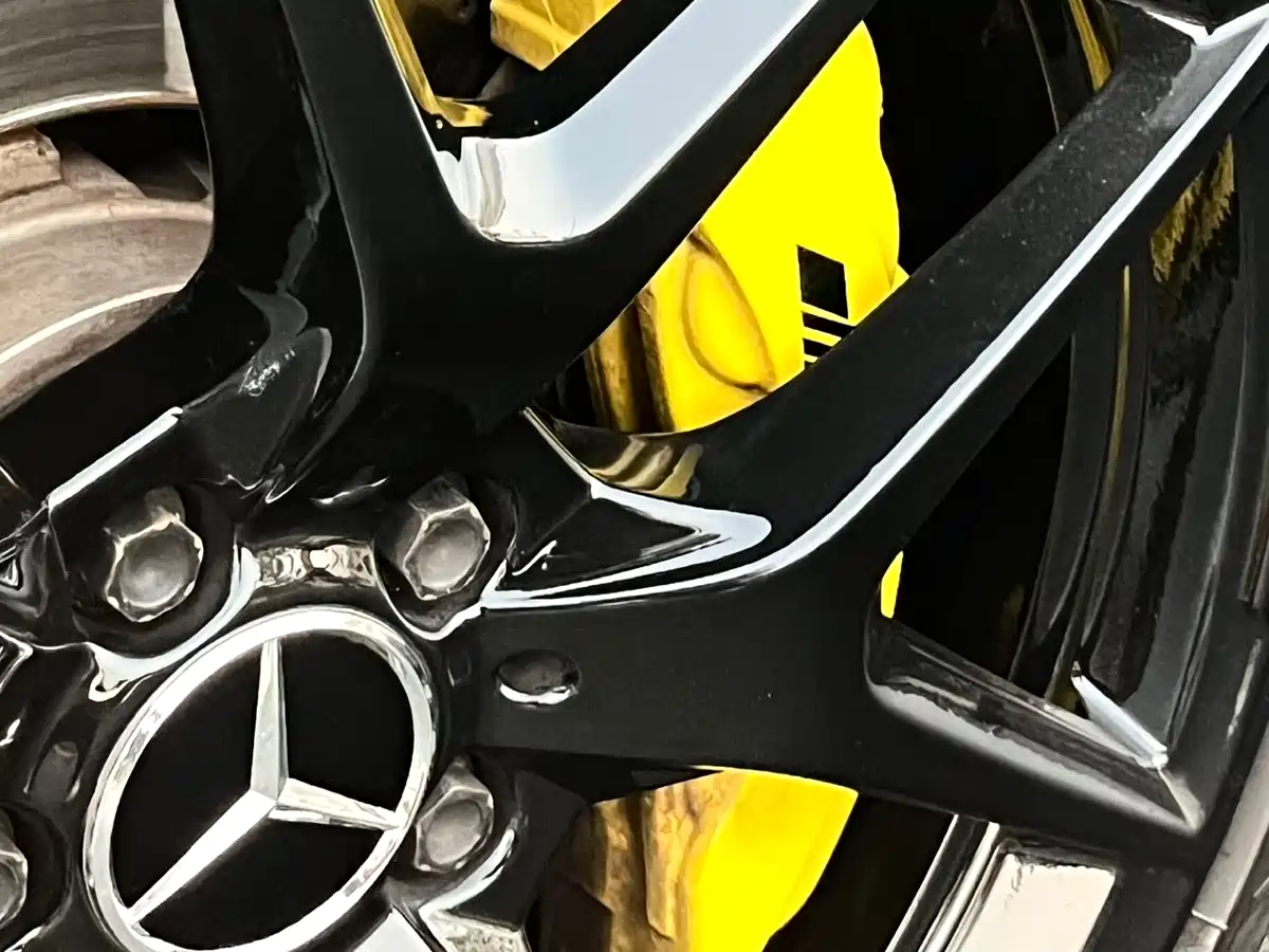 MERCEDES-BENZ AMG GT