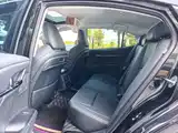 Фото 7 - Toyota Camry