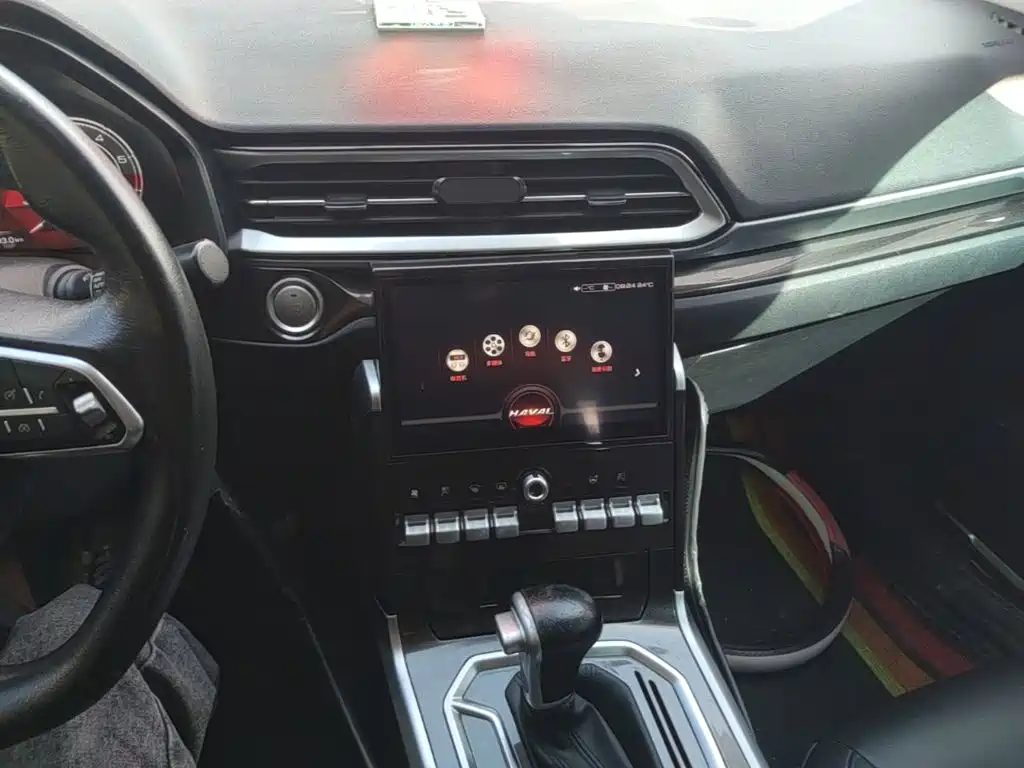 Фото 18 - Haval F5