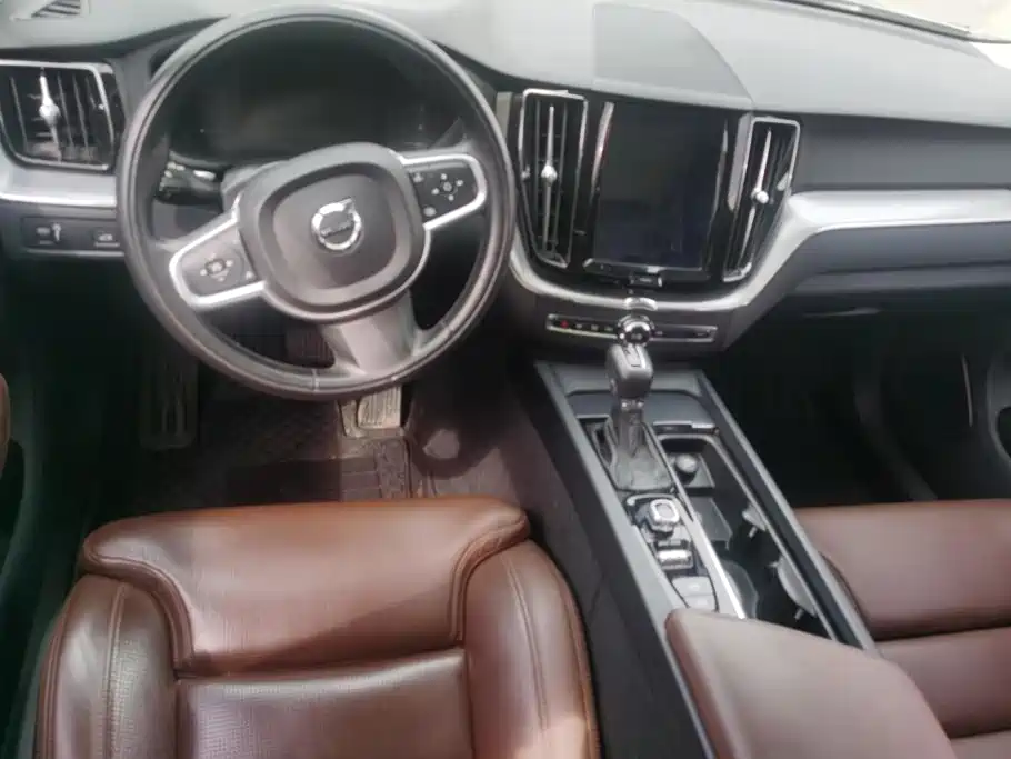 Photo 12 - Volvo XC60