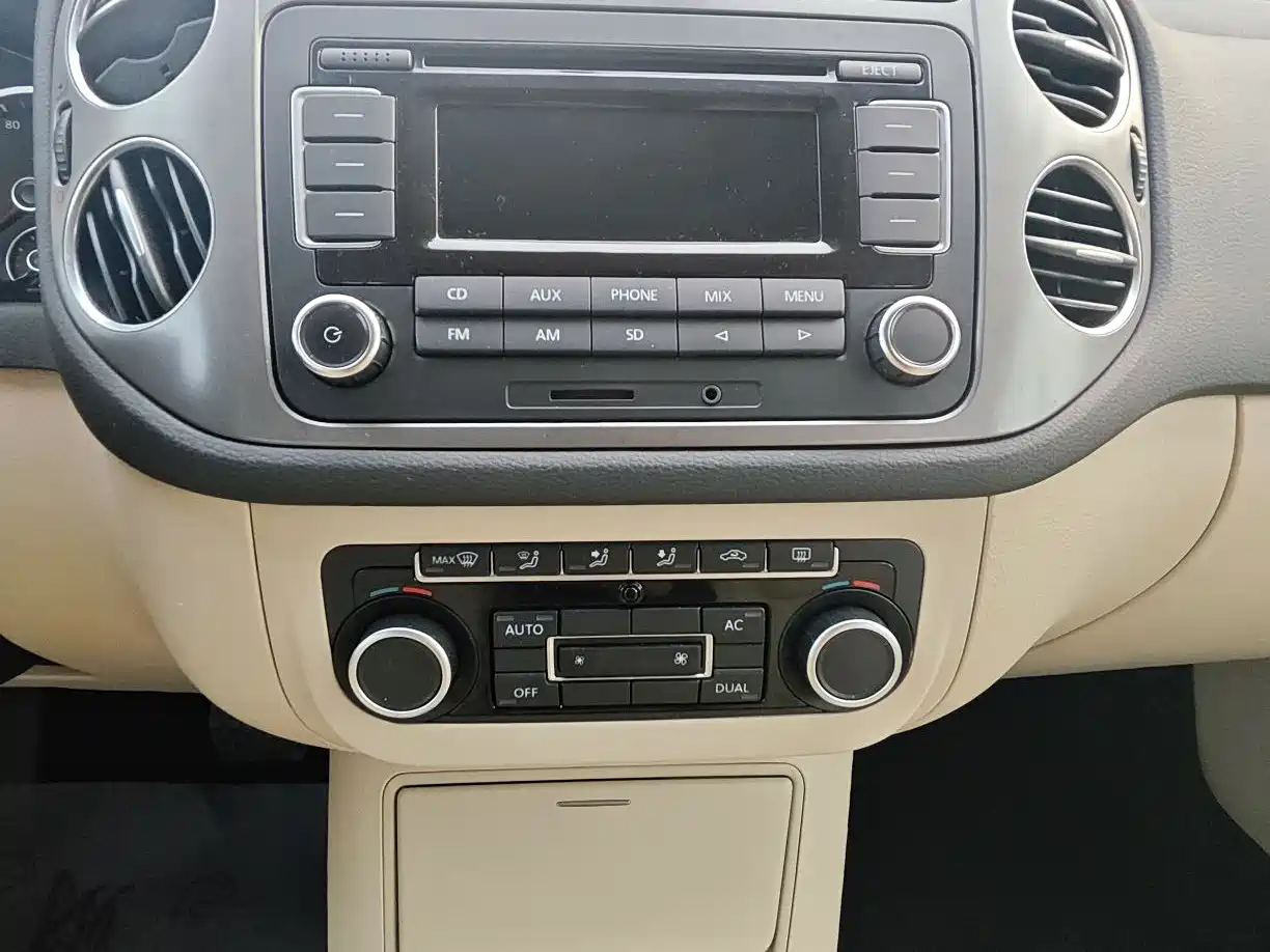 Volkswagen Tiguan 2012 1.8TSI Automatic 4WD Trend Edition фото 10