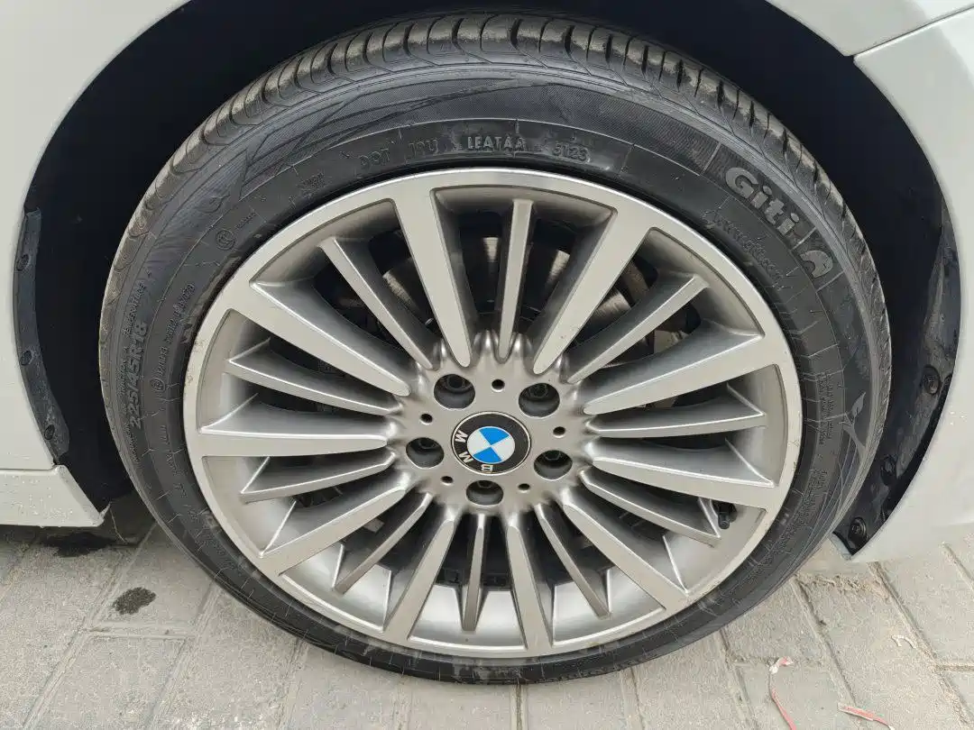 BMW 3 Series 2019 320Li Fashion Type фото 5