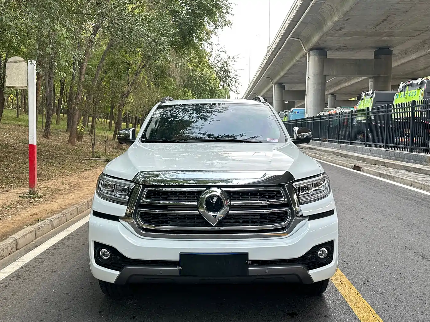Great Wall Pao 2024 2023 2.0T Passenger Version Automatic Gasoline 4WD Premium GW4C20B