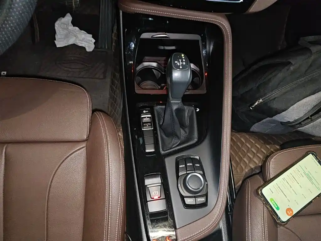 BMW X1 2019 sDrive18Li Premium Model фото 14