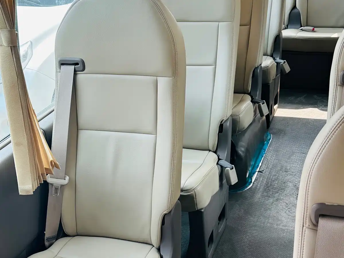 Toyota Coaster 2015 4.0L Premium Bus GRB53L-ZEMSK 23-seater Upgrade Edition фото 13