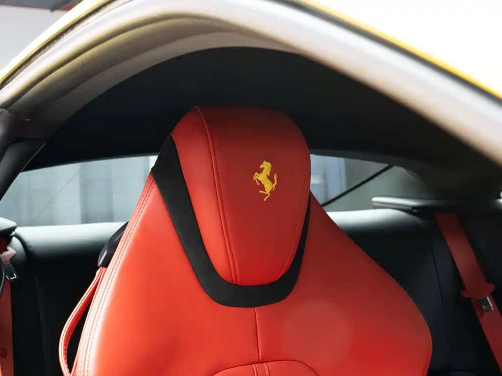 Ferrari Roma 2023 2020 3.9T V8