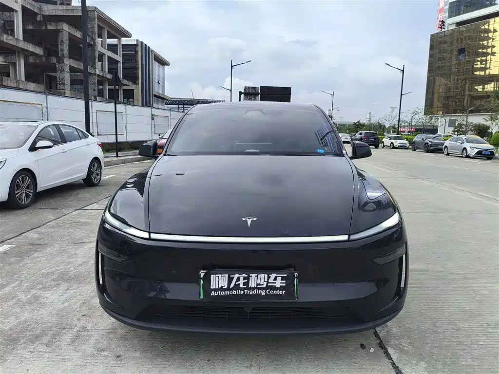 Tesla Model Y 2026 2026 Long Range All-Wheel Drive