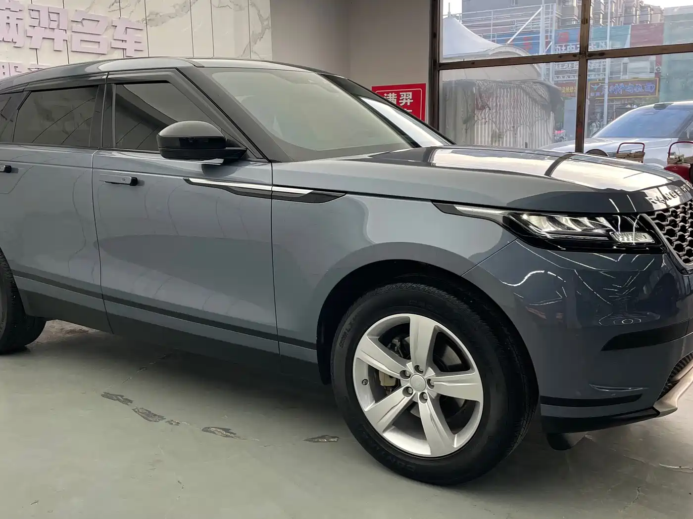 Land Rover Range Rover Velar 2020 P250 фото 3