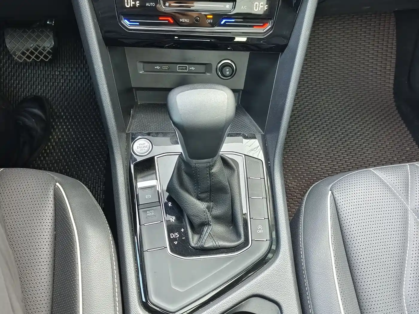 Volkswagen Tiguan L 2024 300TSI Auto 2WD Smart Edition фото 9