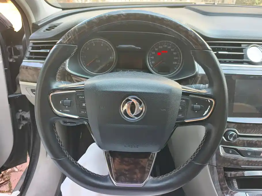Dongfeng Aeolus Dongfeng A9 2017 2016 1.8T Premium